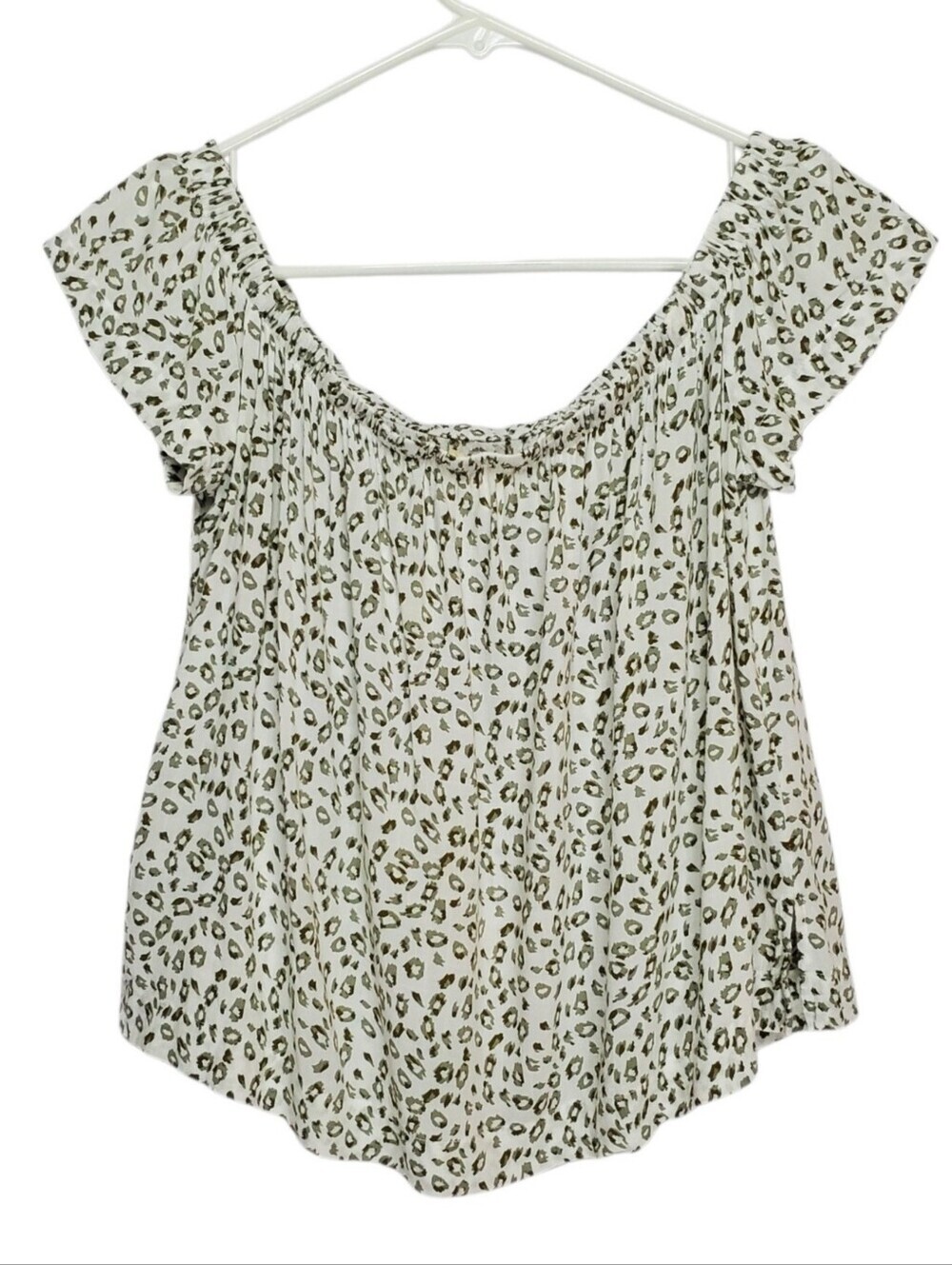 1011 * Cloth & Stone Anthropologie Animal Print Crop Top Green White Size XS